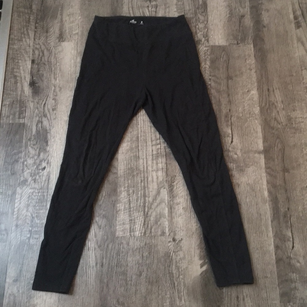 Black Hollister leggings